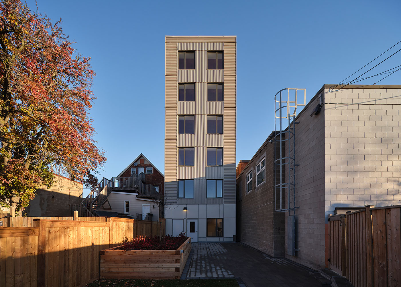 Rear elevation of 412 Barton on its narrow urban lot